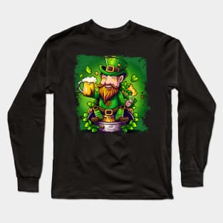 Funny Beer With Leprechaun St Patrick's Day Long Sleeve T-Shirt